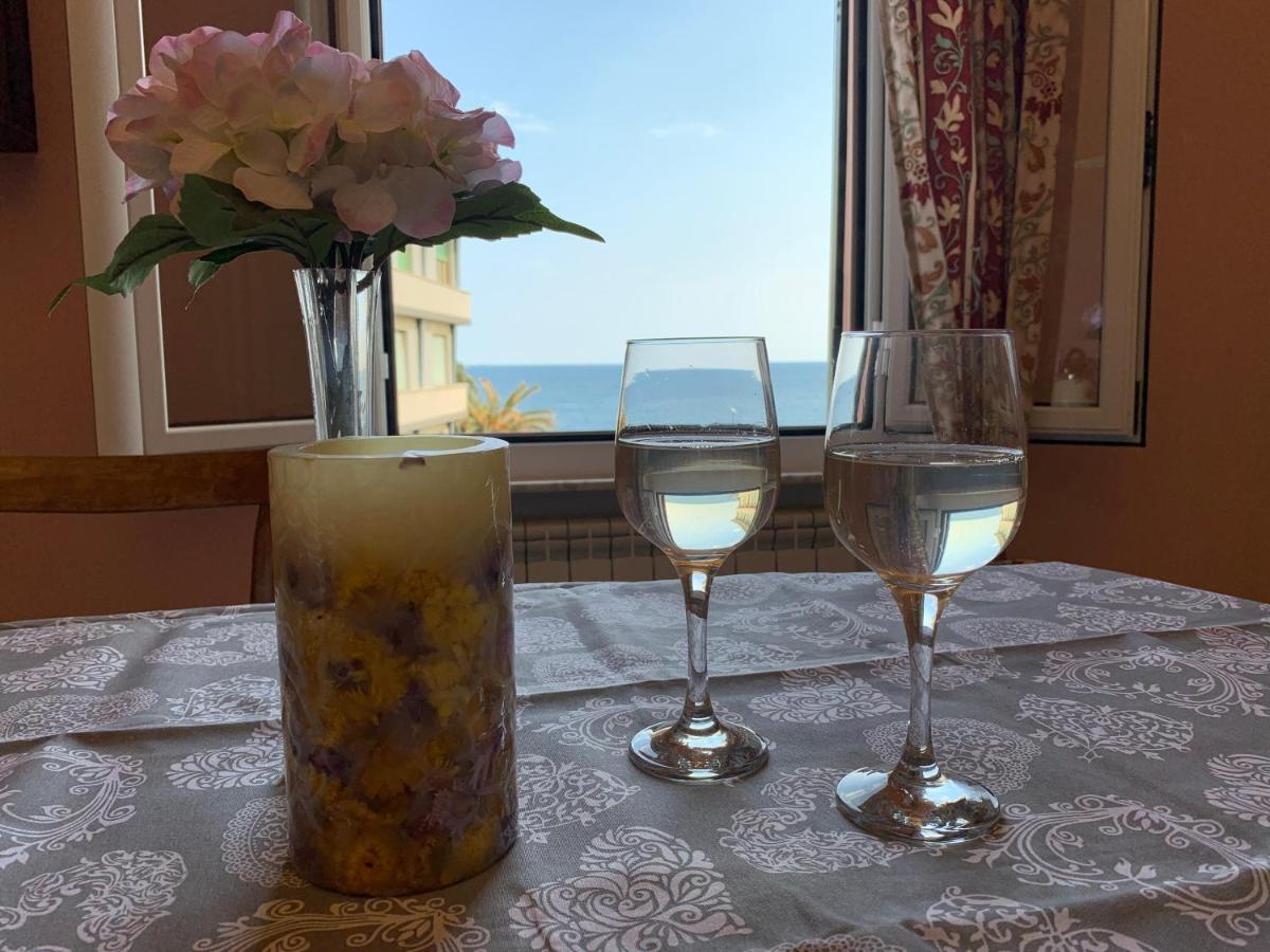 Le Finestre Sul Mare Apartment Albissola Marina Luaran gambar