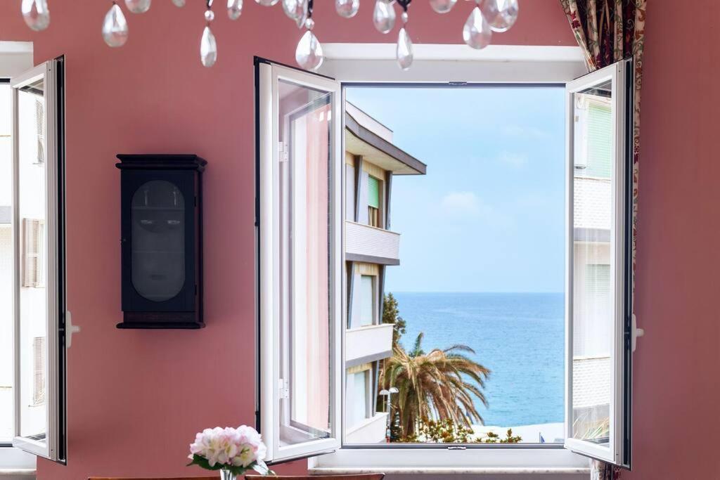 Le Finestre Sul Mare Apartment Albissola Marina Luaran gambar