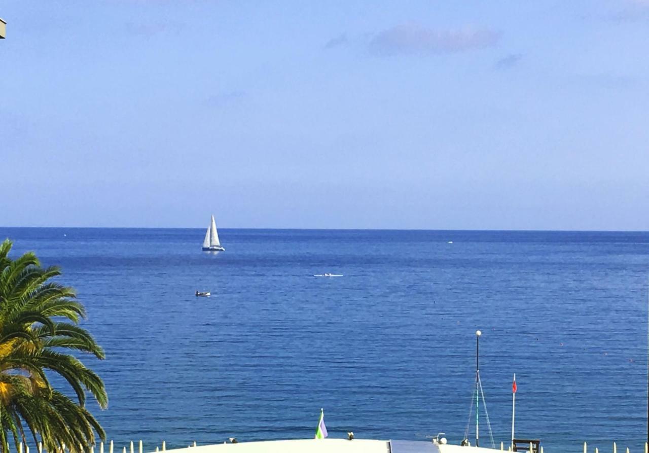 Le Finestre Sul Mare Apartment Albissola Marina Luaran gambar