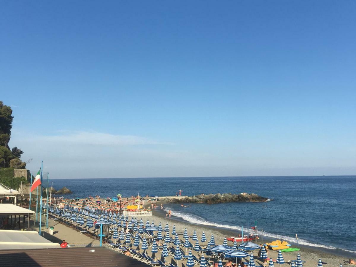 Le Finestre Sul Mare Apartment Albissola Marina Luaran gambar